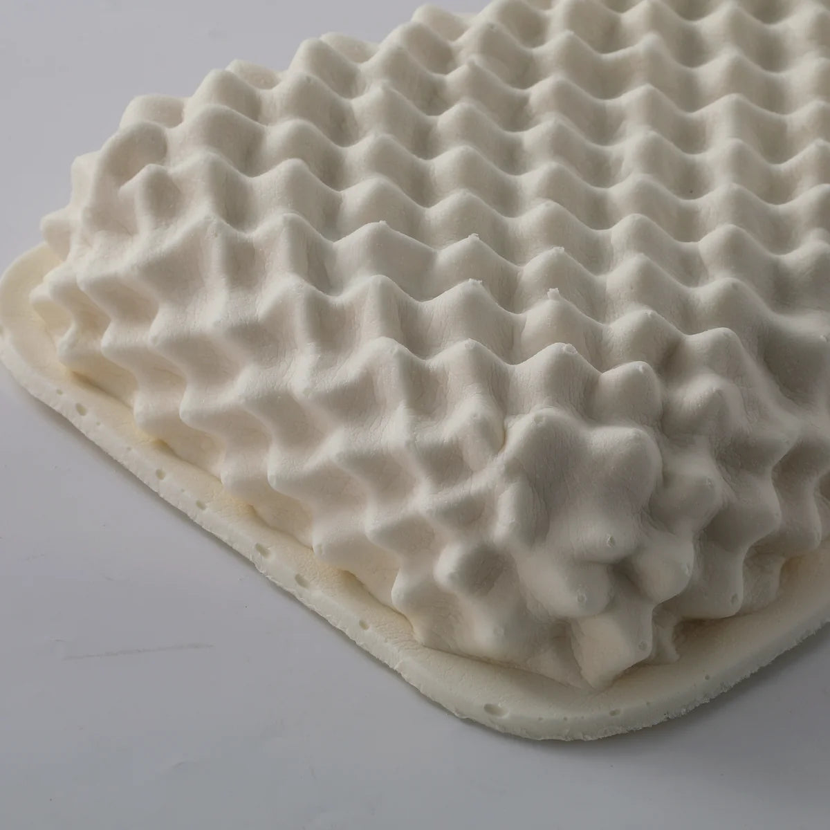 PAPATYA Latex Side Sleeper Beauty Pillow Peanut Shape with Massage Nodules