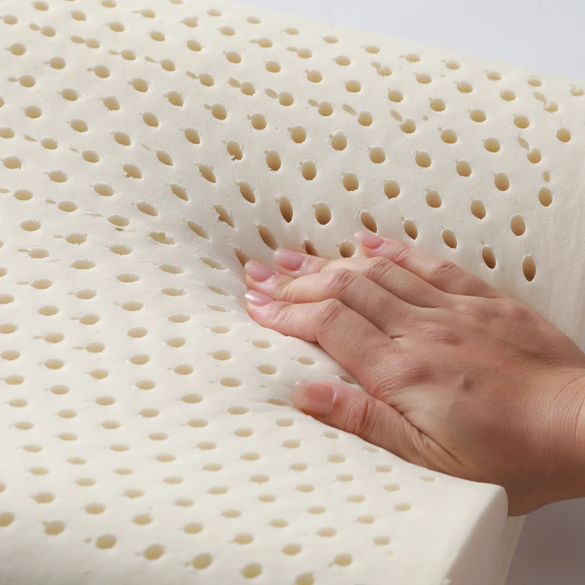 [Pre- Order] PAPATYA Latex Kids Pillow Large Size with Gentle [Pre-Order]Neck Support & Flat Ventilated Design (Ages 3-14)